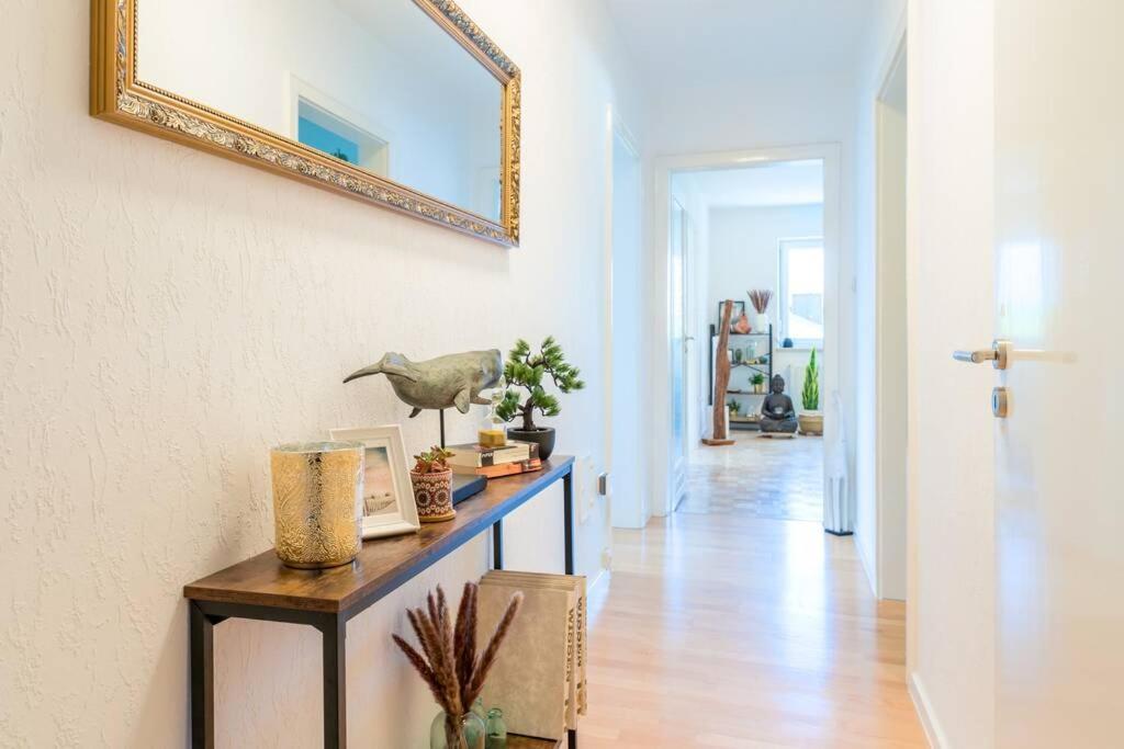 Eg Rechts -Wunderschone 80M² Grosse 3-Zimmer City Wohnung Nahe Salzburg Freilassing Buitenkant foto