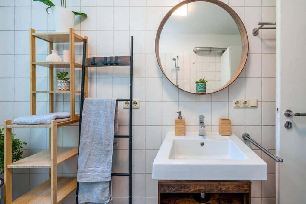 Eg Rechts -Wunderschone 80M² Grosse 3-Zimmer City Wohnung Nahe Salzburg Freilassing Buitenkant foto